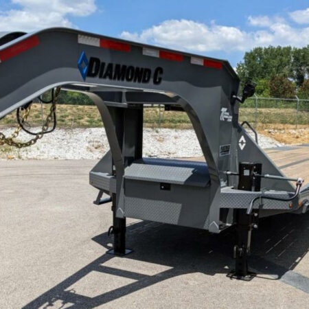 Diamond C 40ft Gooseneck Flatbed Trailer