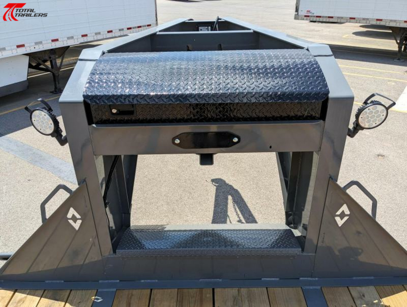 Diamond C 40ft Gooseneck Flatbed Trailer - Image 8