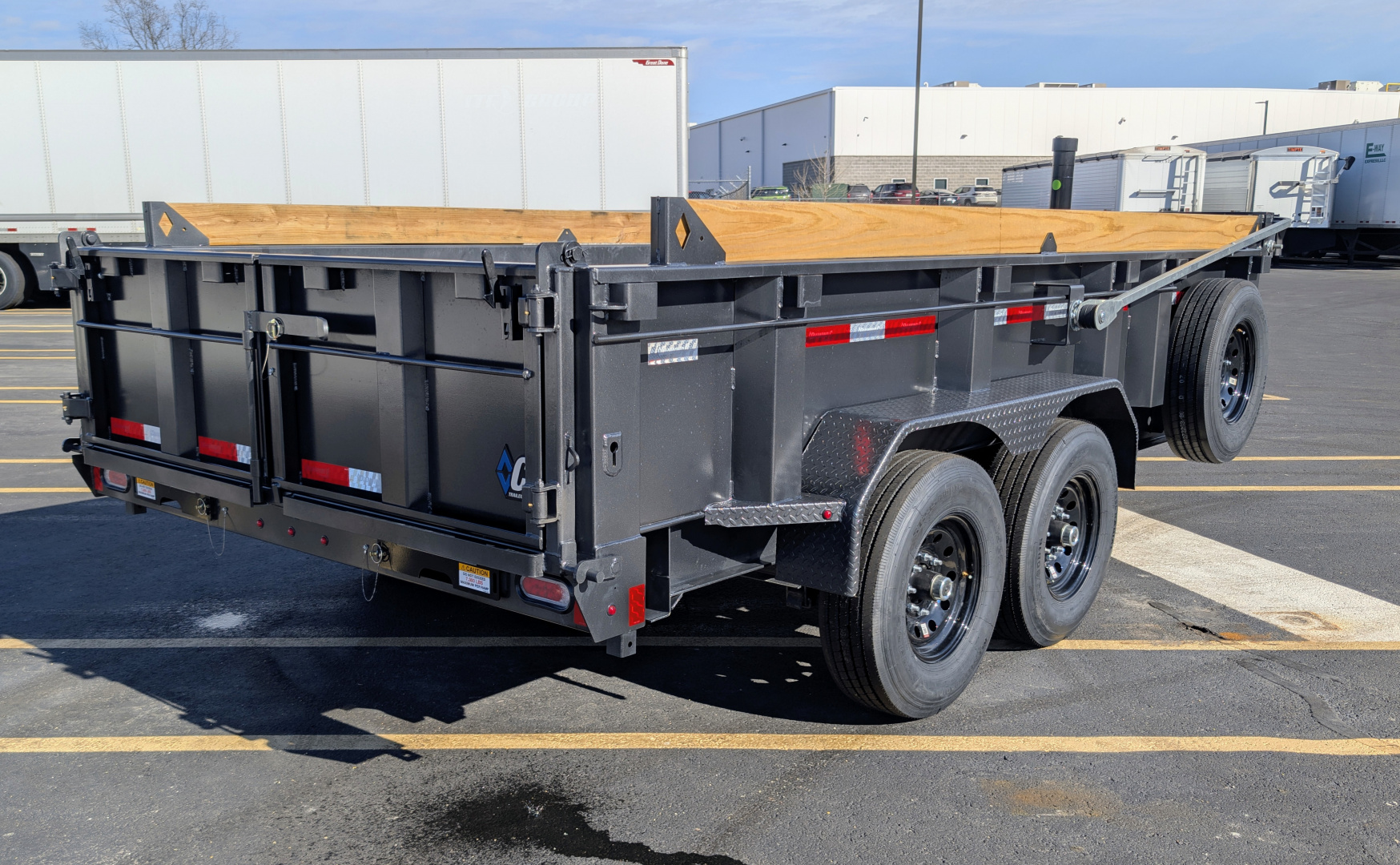 Diamond C 14ft Dump Trailer