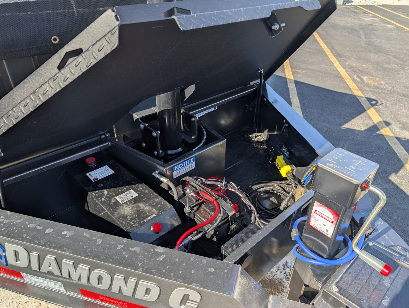 Diamond C 14ft Dump Trailer