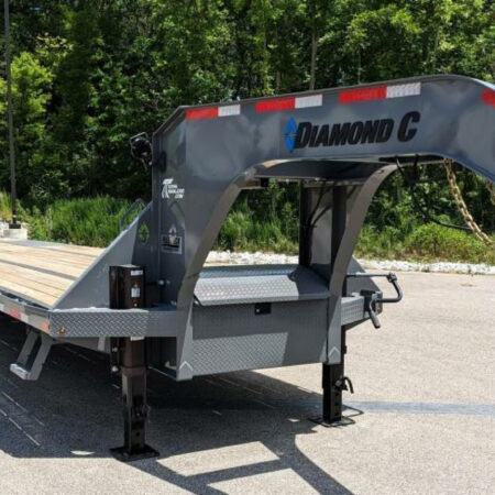 Diamond C 40ft Gooseneck Flatbed Trailer