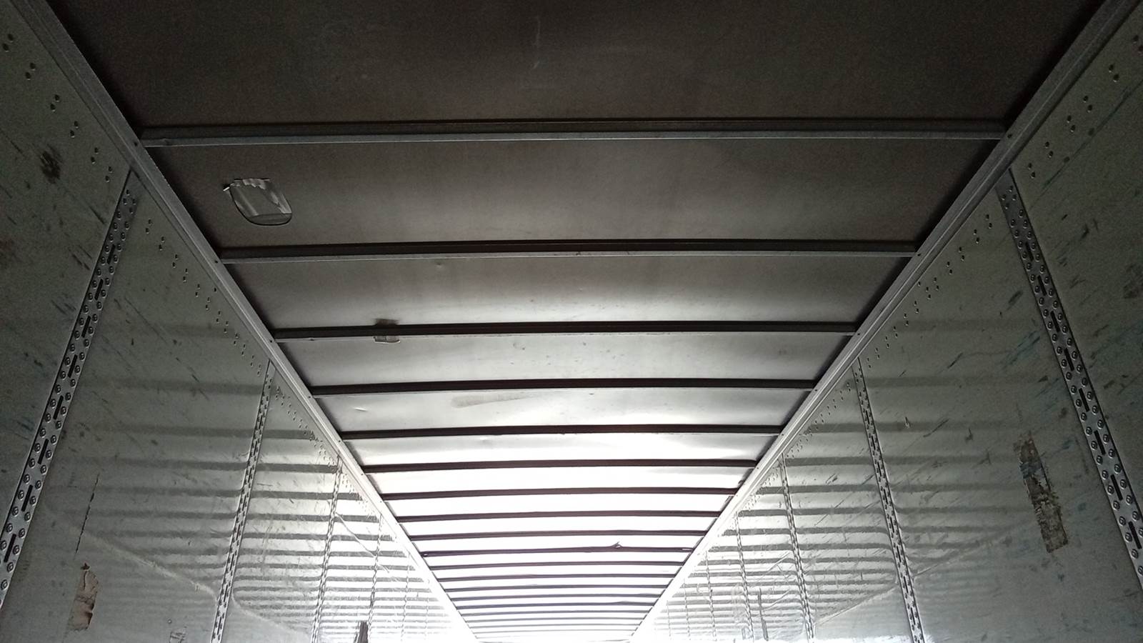 2015 Wabash 53 ft Dry Van Trailer