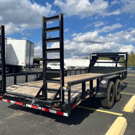 2021 Delco 20 ft Gooseneck Trailer