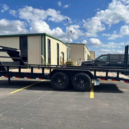 2021 Delco 20 ft Gooseneck Trailer