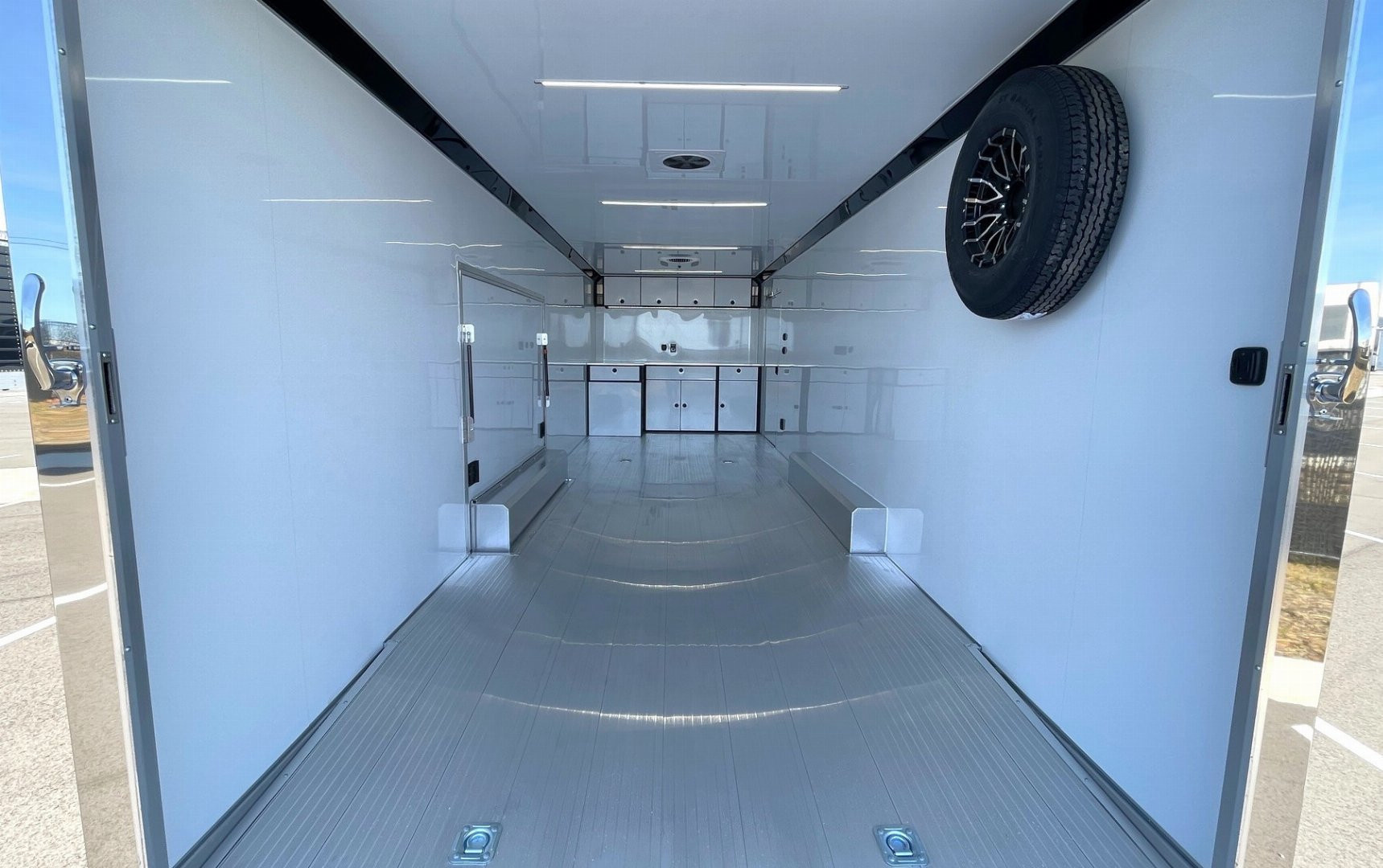 ATC 28ft RoM 500 Premier Aluminum Car Racing Trailer