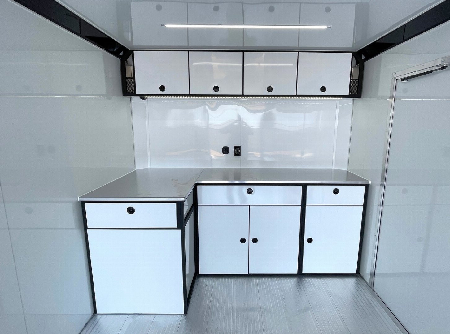 ATC 28ft RoM 500 Premier Aluminum Car Racing Trailer