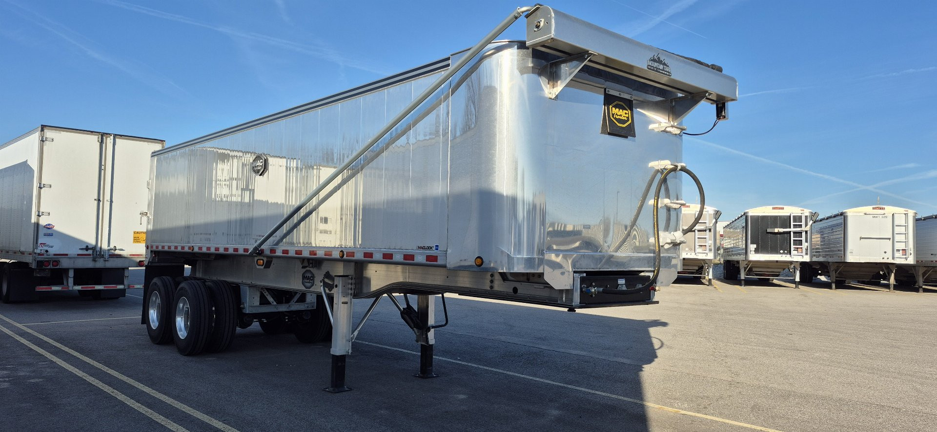 MAC Trailers 28ft Semi Dump Trailer