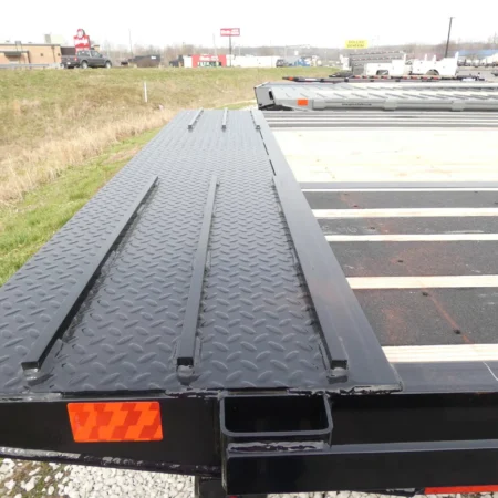 2026 Diamond C102x35 Hydraulic Gooseneck Equipment Trailer