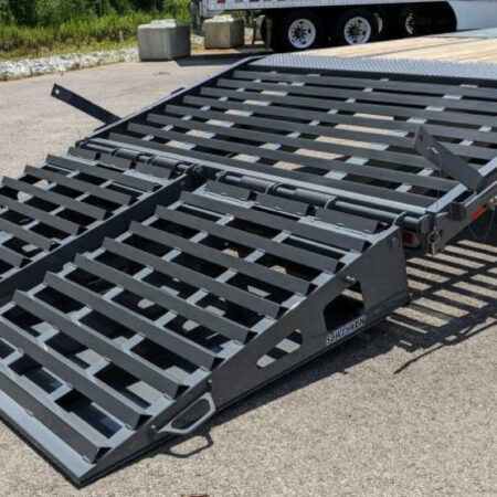 Diamond C 40ft Gooseneck Flatbed Trailer - Image 12