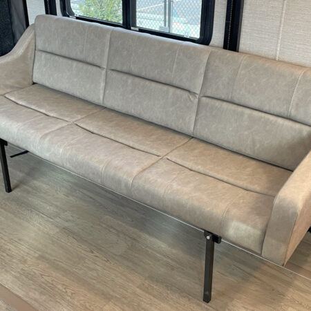 ATC 2816 PLa 550 Aluminum Toy Hauler