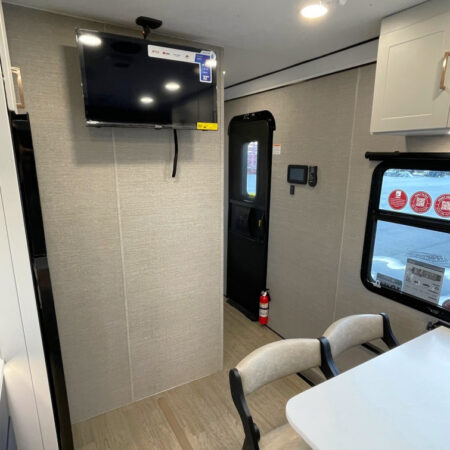 ATC 2816 PLa 550 Aluminum Toy Hauler