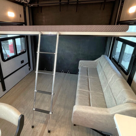 ATC 2816 PLa 550 Aluminum Toy Hauler