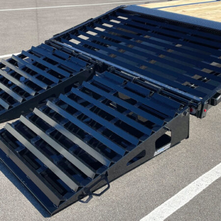 Diamond C 40ft Gooseneck Flatbed Trailer 18k GVWR