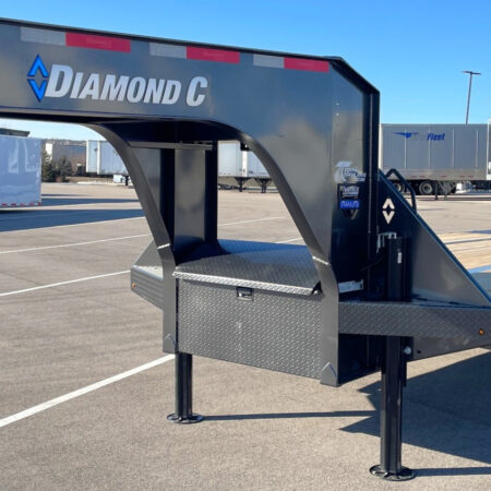 Diamond C 32ft Gooseneck Flatbed Trailer