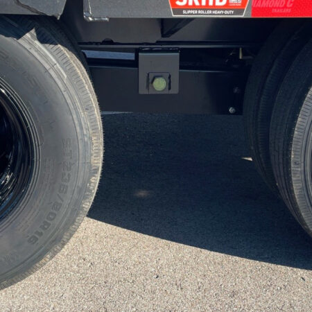 Diamond C 32ft Gooseneck Flatbed Trailer