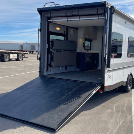 ATC 2816 PLa 550 Aluminum Toy Hauler