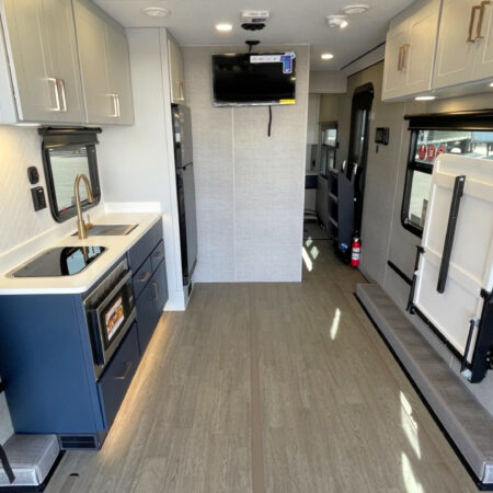 ATC 2816 PLa 550 Aluminum Toy Hauler