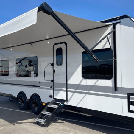 ATC 2816 PLa 550 Aluminum Toy Hauler