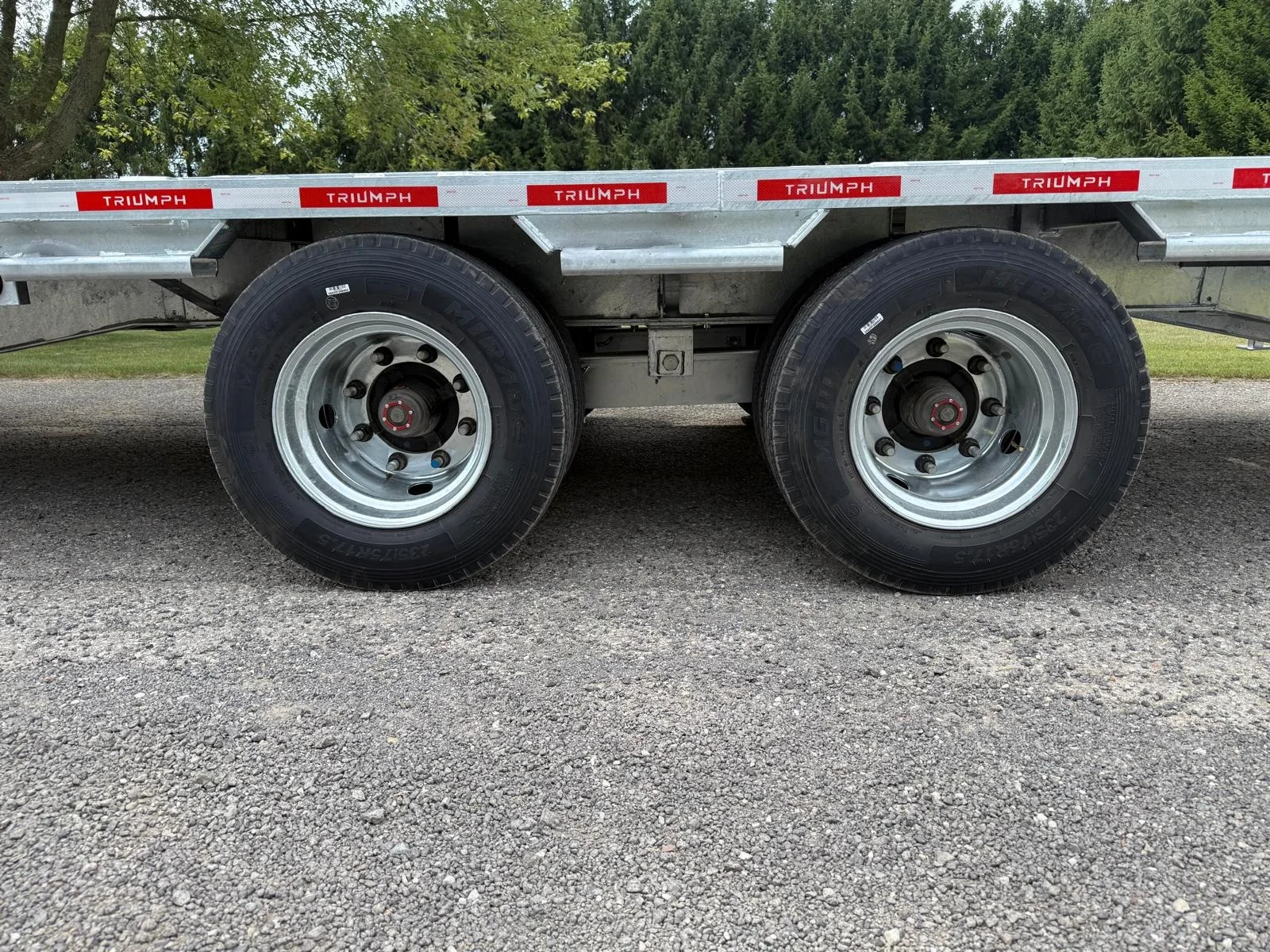 30ft Gooseneck Deckover Trailer 32k Galvanized 16 Ton