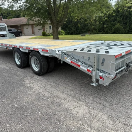 30ft Gooseneck Deckover Trailer 32k Galvanized 16 Ton