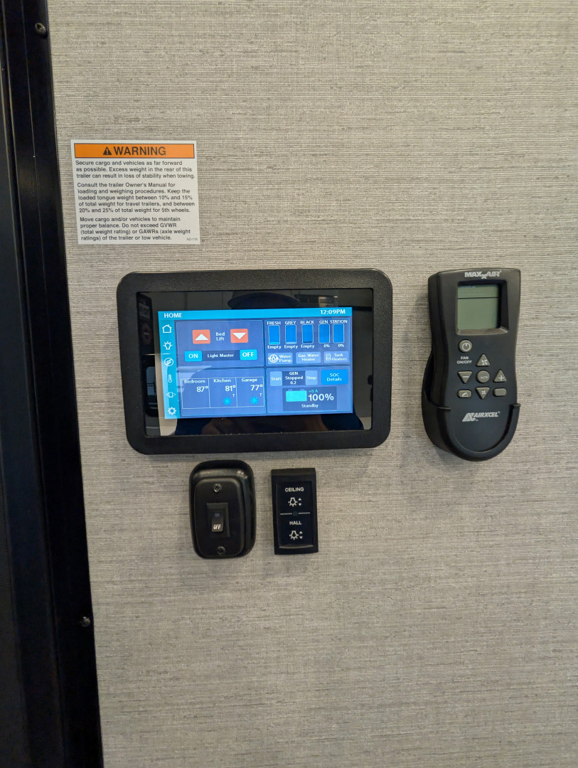 ATC PLA 700 Aluminum Gooseneck Toy Hauler