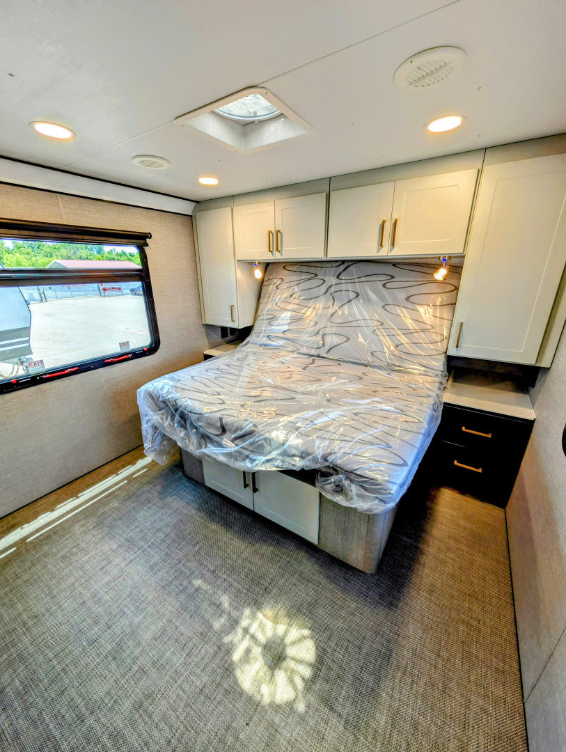 ATC PLA 700 Aluminum Gooseneck Toy Hauler