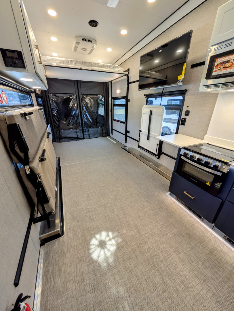 ATC PLA 700 Aluminum Gooseneck Toy Hauler