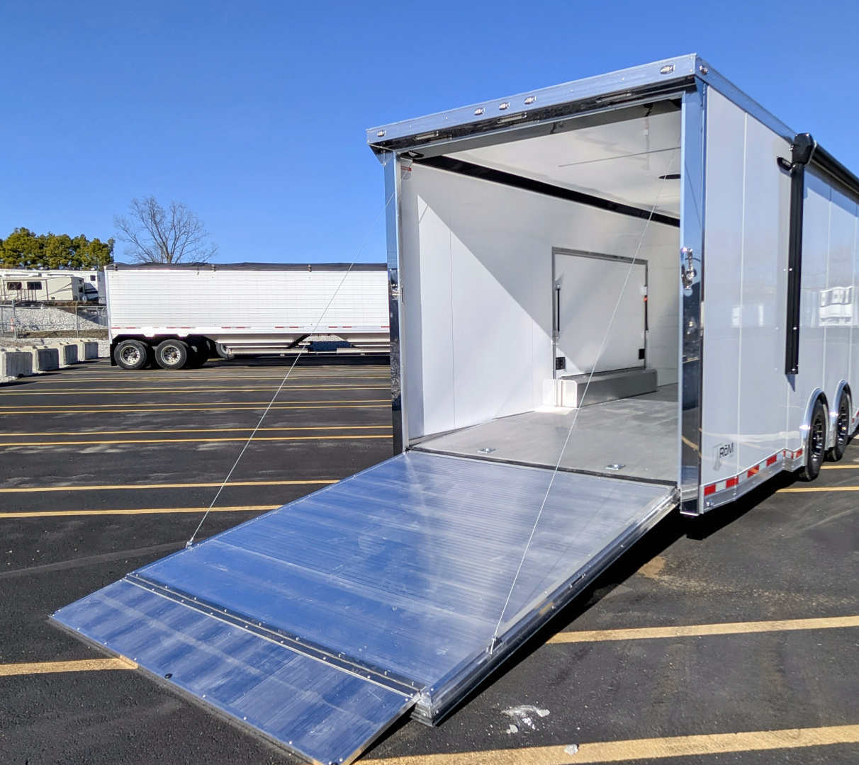 ATC 28ft RoM 500 Premier Aluminum Car Racing Trailer