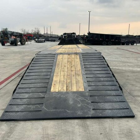 2026 RawMaxx 40x102 Gooseneck Trailer 32000 GVWR