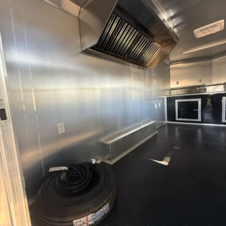 2026 Hook & Line 8.5 x 16 Enclosed Concession Trailer - Image 12