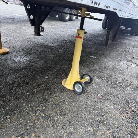 2011 UTILITY 4000DX 53 ft Dry Van Trailer - Image 3