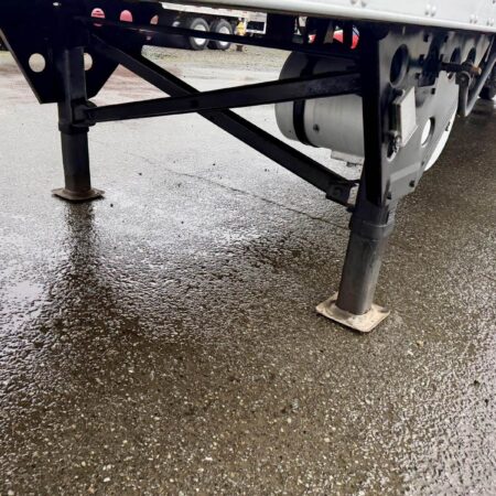 2010 UTILITY HIGH CUBE 52ft TK Reefer Trailer - Image 3